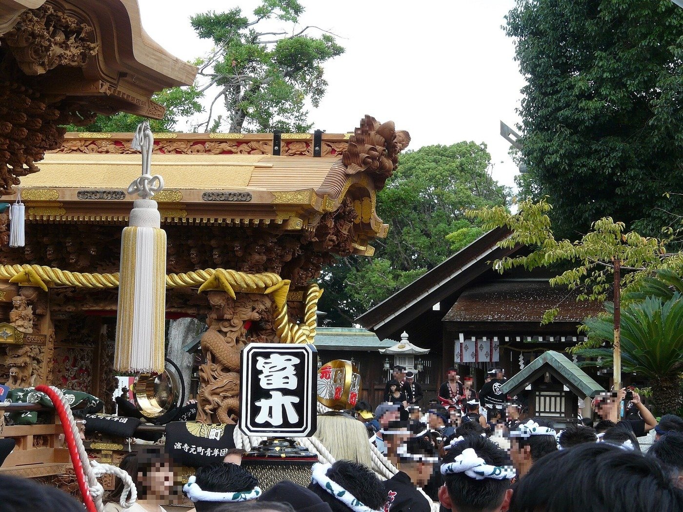 別の地域のだんじり祭（写真: Naokijp / CC BY-SA 4.0（ウィキメディア・コモンズ）、イメージ写真。参加者の顔はぼかし）
