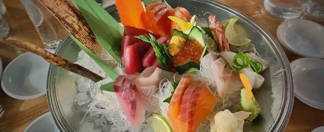 5800円の刺身盛り合わせが半額だった 開けたら中身がすごかった
